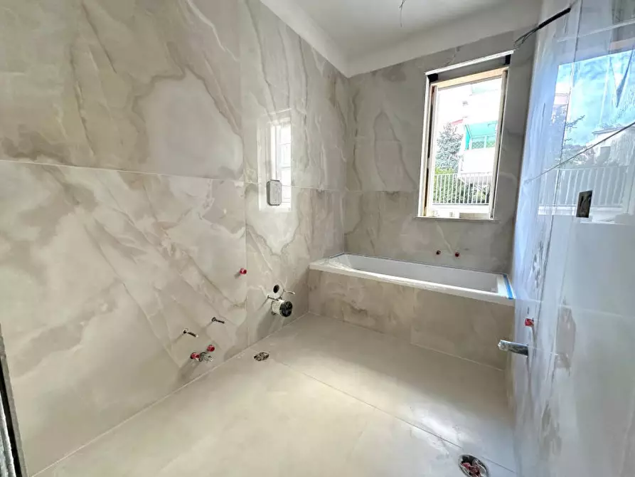 Immagine 17 di Appartamento in vendita  in VIA VITO DI JASI a Aversa