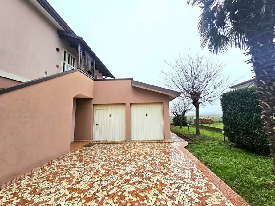 Immagine 8 di Casa bifamiliare in vendita  in VIA ARGINE VALGRANDE a Villa Estense