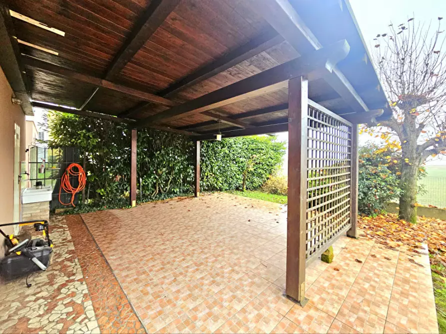 Immagine 19 di Casa bifamiliare in vendita  in VIA ARGINE VALGRANDE a Villa Estense