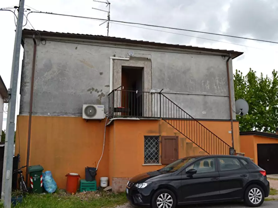 Immagine 2 di Appartamento in vendita  in Via Virgiliana 13 a Trevenzuolo