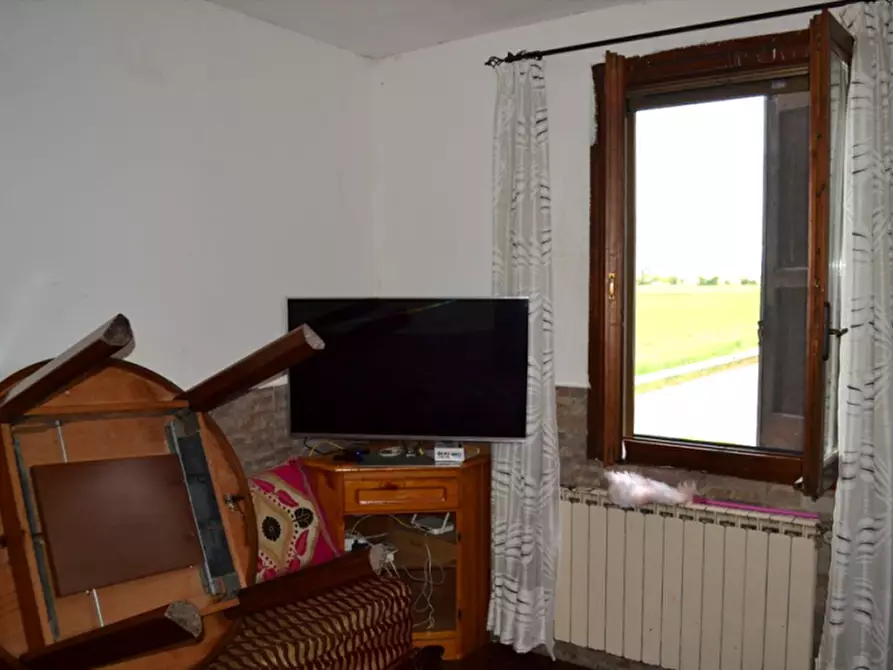 Immagine 7 di Appartamento in vendita  in Via Virgiliana 13 a Trevenzuolo