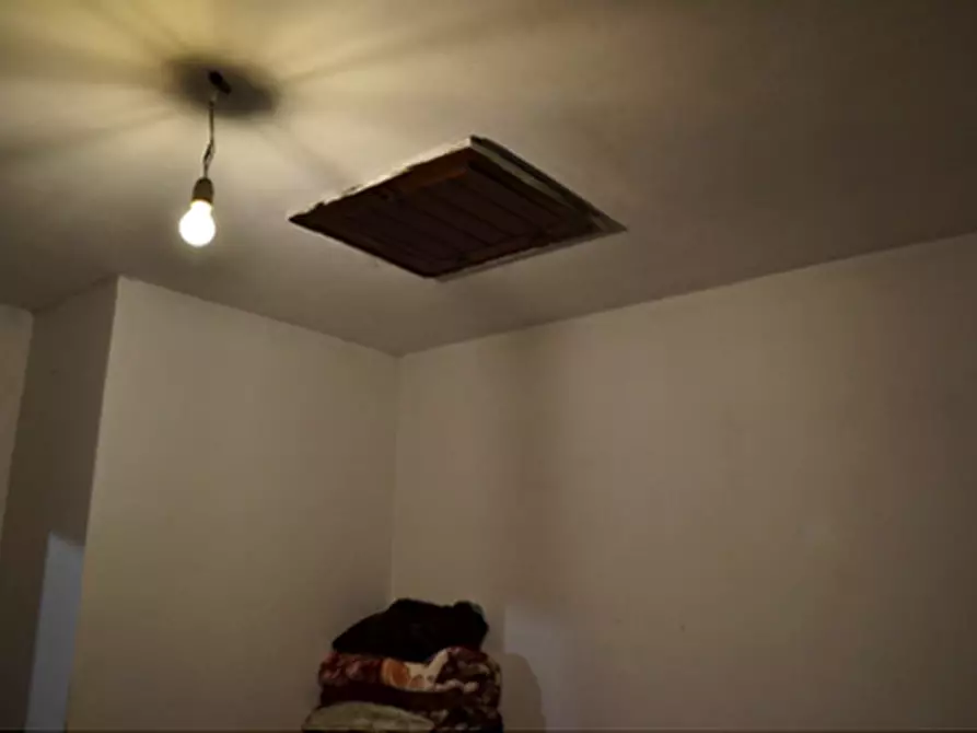 Immagine 12 di Appartamento in vendita  in Via Virgiliana 13 a Trevenzuolo