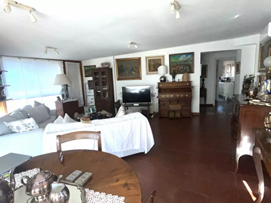 Immagine 2 di Appartamento in affitto  in Via degli Orti della Farnesina a Roma