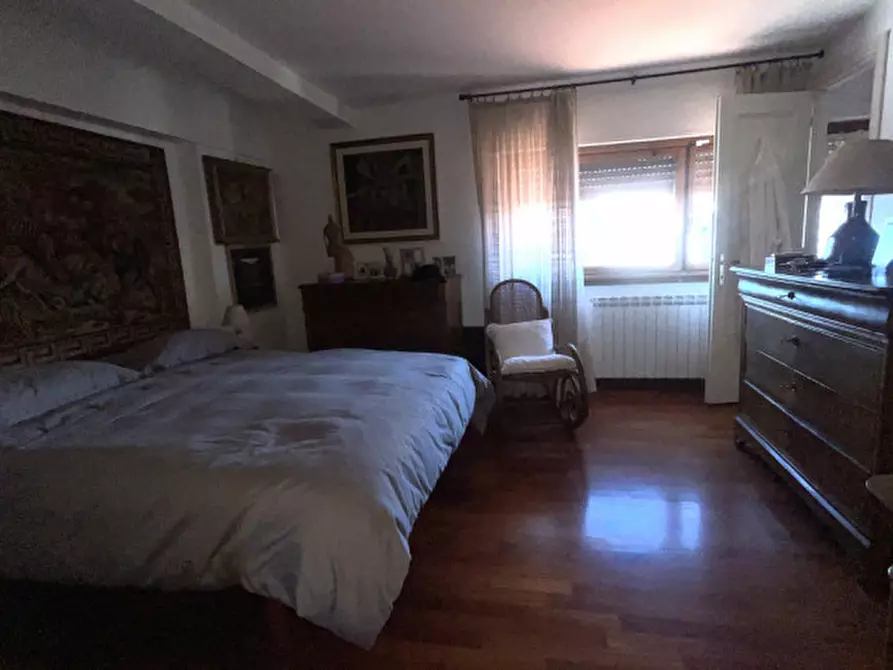 Immagine 6 di Appartamento in affitto  in Via degli Orti della Farnesina a Roma