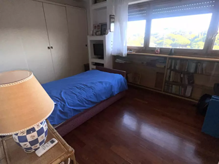 Immagine 8 di Appartamento in affitto  in Via degli Orti della Farnesina a Roma