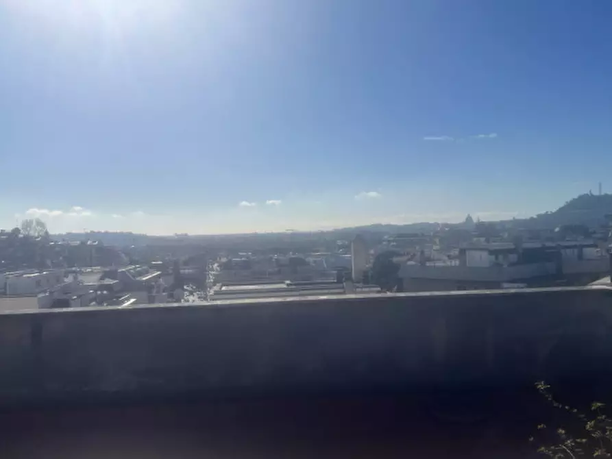 Immagine 29 di Appartamento in affitto  in Via degli Orti della Farnesina a Roma