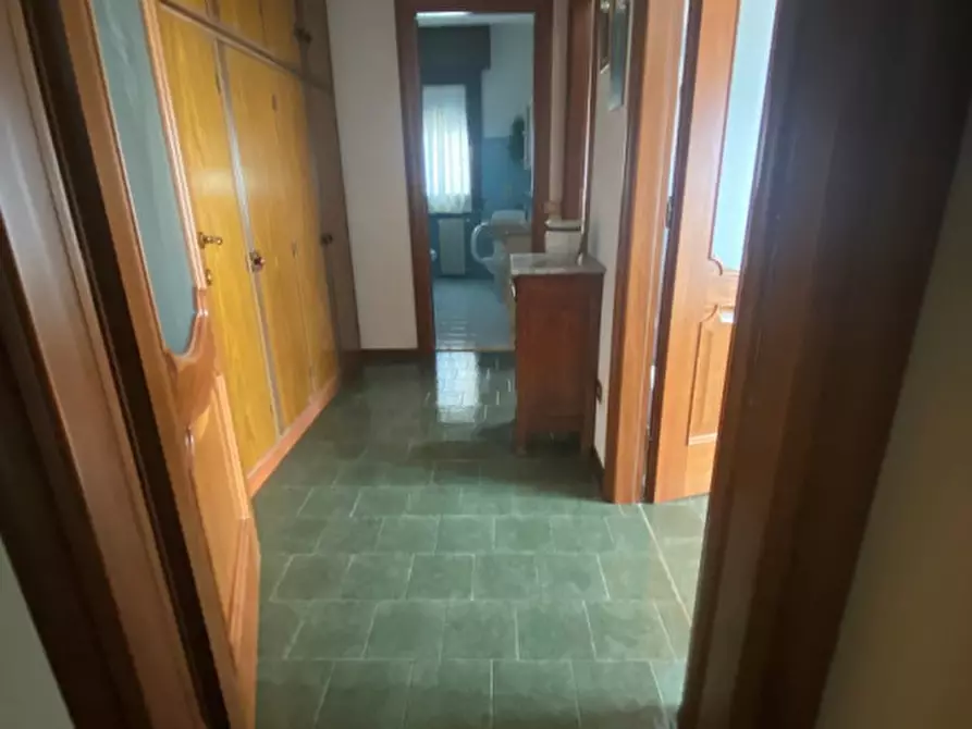 Immagine 10 di Appartamento in vendita  in via amendola a Chiari