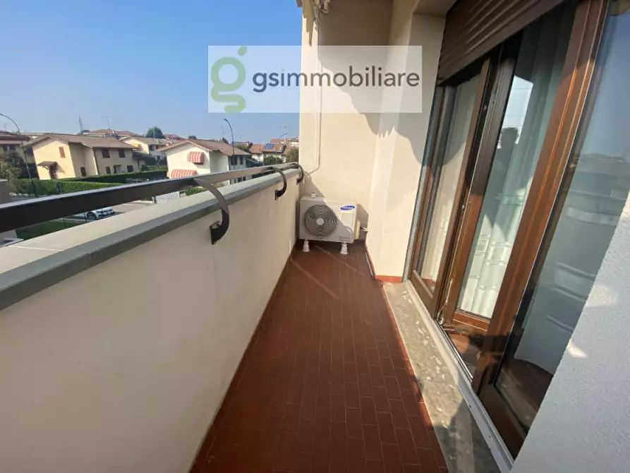 Immagine 59 di Appartamento in vendita  in via amendola a Chiari