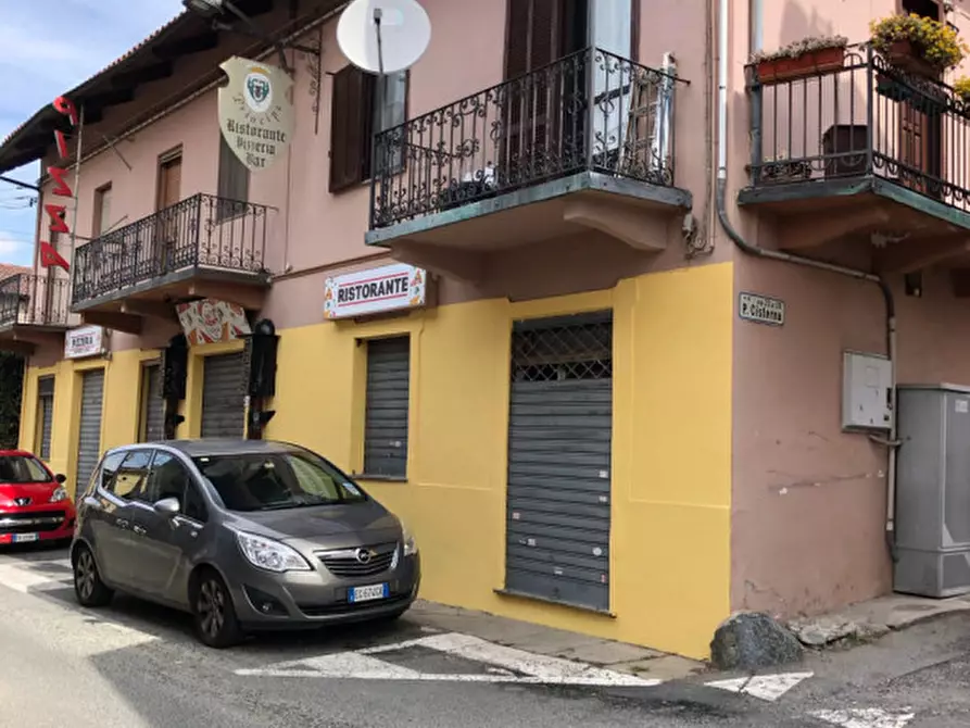 Immagine 7 di Attività commerciale in affitto  in VIA PRINCIPE DELLA CISTERNA 21 a Reano