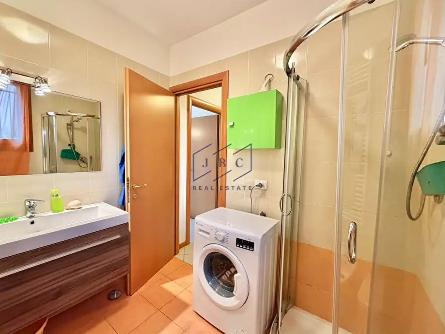 Immagine 6 di Appartamento in vendita  in Via dell'Angelo a Jesolo