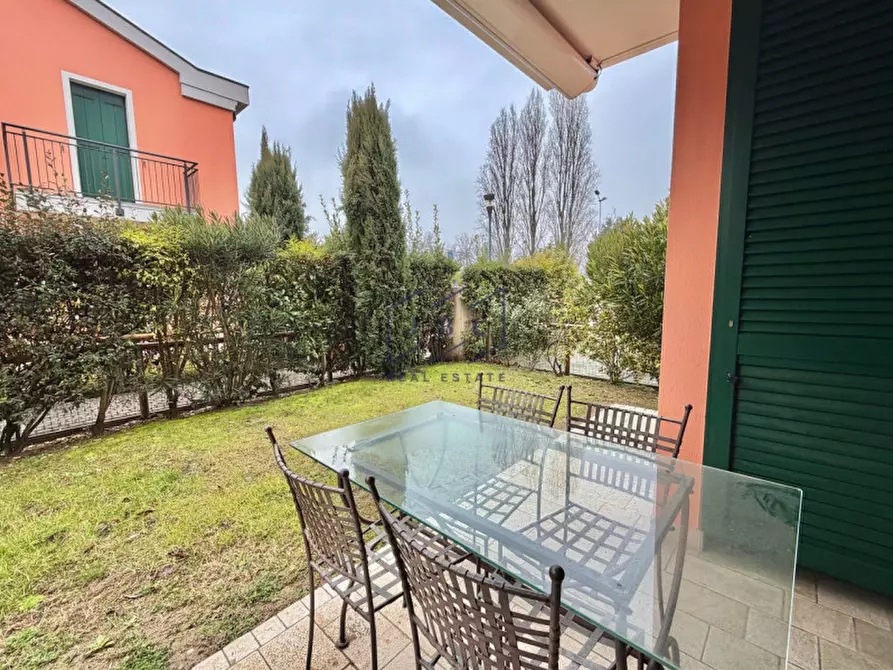 Immagine 14 di Appartamento in vendita  in Via dell'Angelo a Jesolo