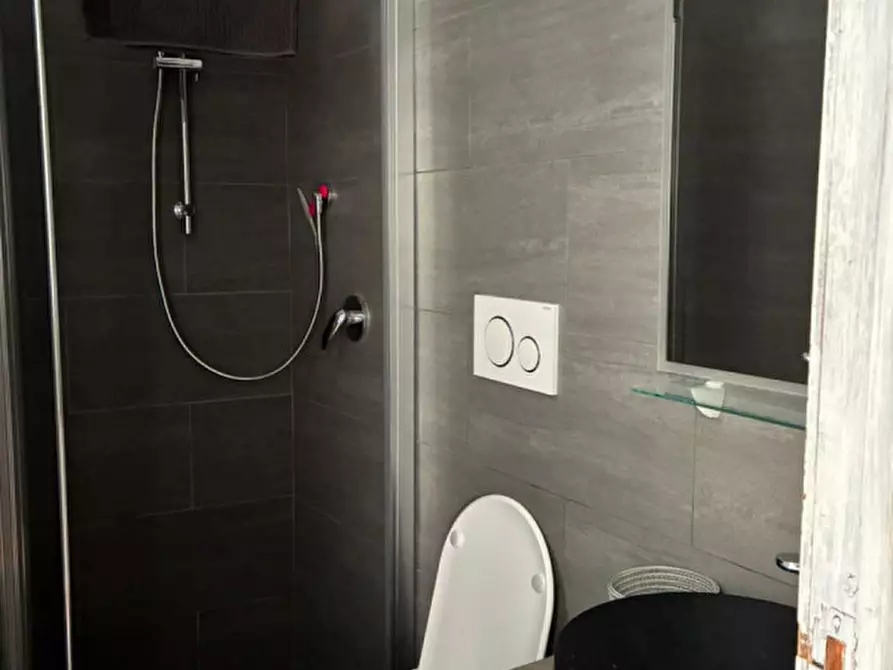 Immagine 14 di Appartamento in vendita  in Piazza Manin a Noli