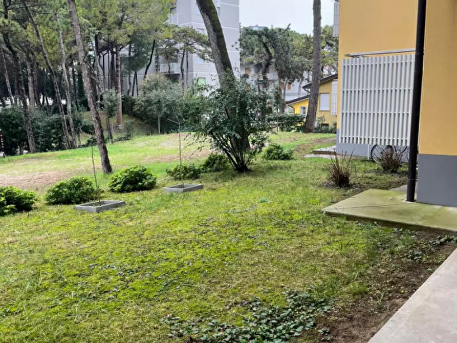 Immagine 2 di Appartamento in vendita  in Via della Tortora a Lignano Sabbiadoro