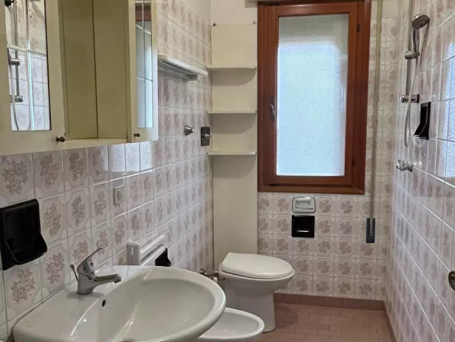 Immagine 9 di Appartamento in vendita  in Via della Tortora a Lignano Sabbiadoro