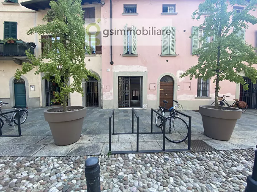 Immagine 4 di Negozio in vendita  in Via Alcide De Gasperi a Chiari