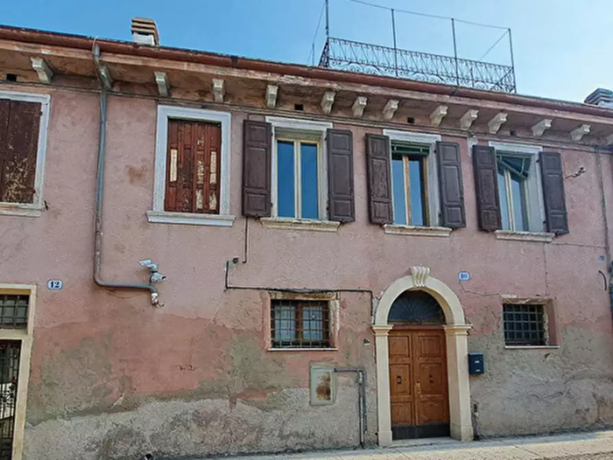 Immagine 1 di Appartamento in vendita  in Vicolo Cieco Coeli 10 a Verona