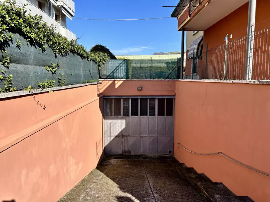 Immagine 25 di Appartamento in vendita  in Via Padova a Colognola Ai Colli