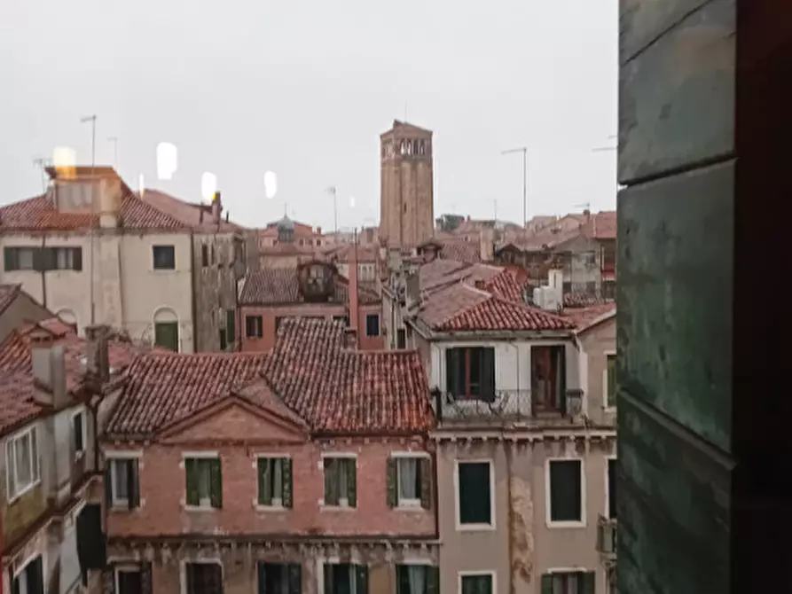 Immagine 10 di Appartamento in vendita  in Campo San Boldo a Venezia