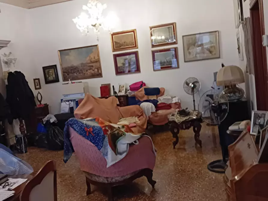 Immagine 12 di Appartamento in vendita  in Campo San Boldo a Venezia