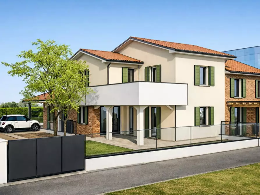Immagine 2 di Casa bifamiliare in vendita  a Campolongo Maggiore