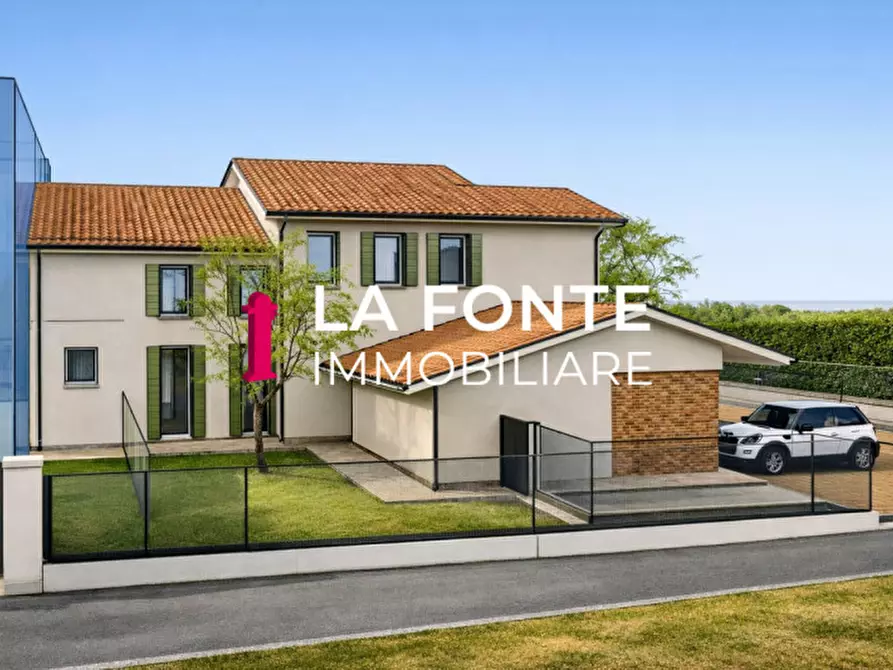 Immagine 3 di Casa bifamiliare in vendita  a Campolongo Maggiore