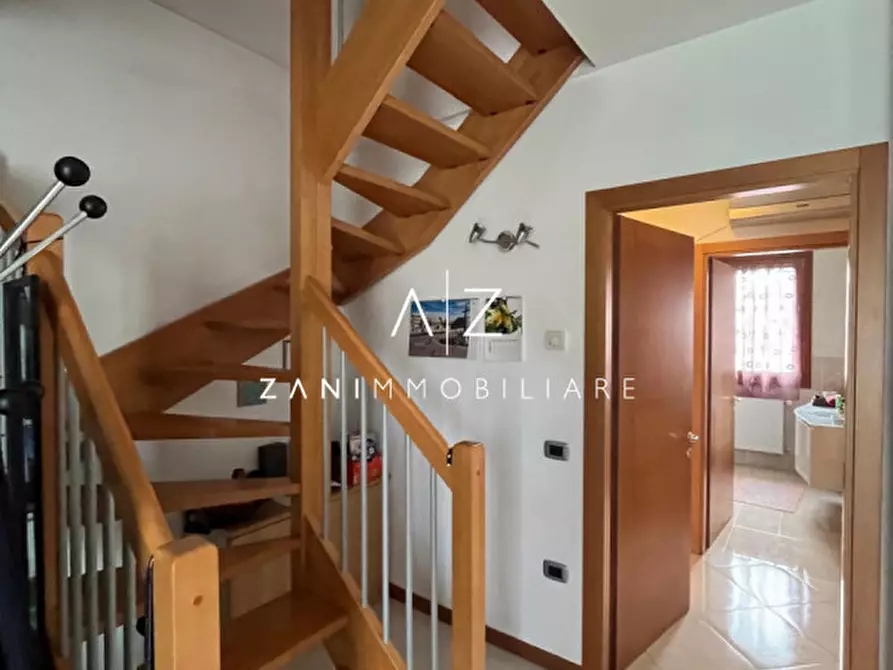 Immagine 11 di Appartamento in vendita  in Via Marcoai a Asolo