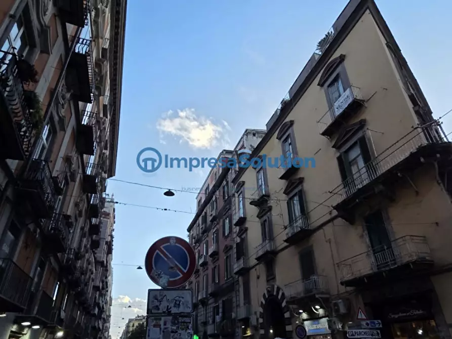 Immagine 4 di Magazzino in affitto  in Via Maddaloni a Napoli
