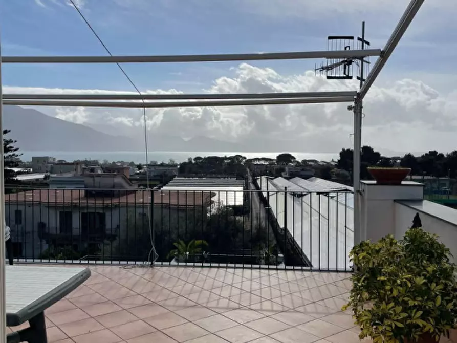 Immagine 9 di Appartamento in affitto  in VIA NAZIONALE N°727 a Torre Del Greco