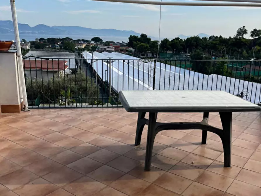 Immagine 15 di Appartamento in affitto  in VIA NAZIONALE N°727 a Torre Del Greco
