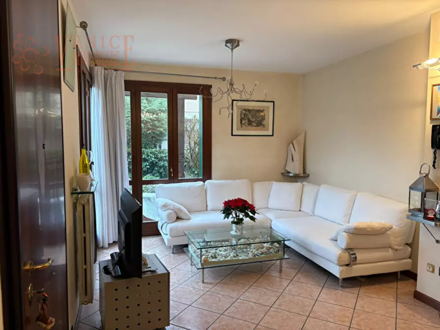 Immagine 1 di Casa quadrifamiliare in vendita  a Stra