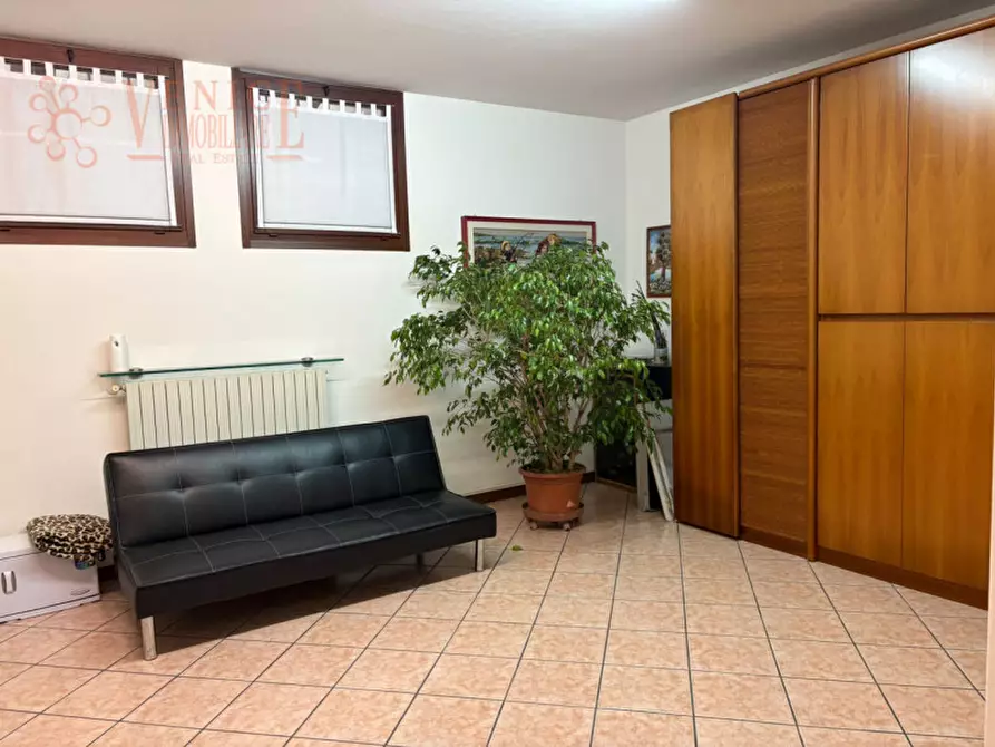 Immagine 20 di Casa quadrifamiliare in vendita  a Stra