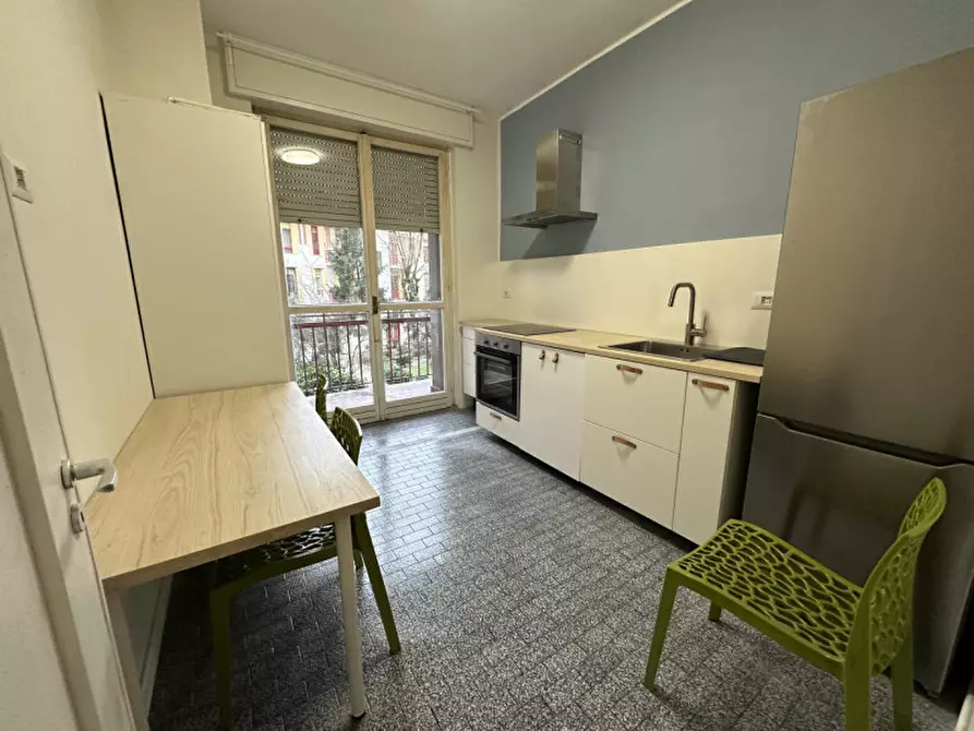 Immagine 4 di Appartamento in vendita  in Via Lodovico il Moro a Milano