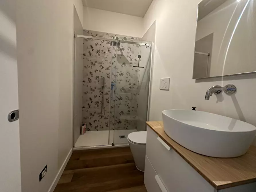 Immagine 9 di Appartamento in vendita  in Via Lodovico il Moro a Milano