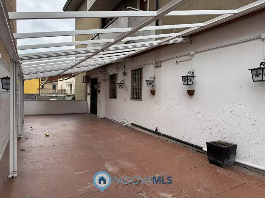 Immagine 4 di Negozio in vendita  in Via Chiesanuova, 237 a Padova
