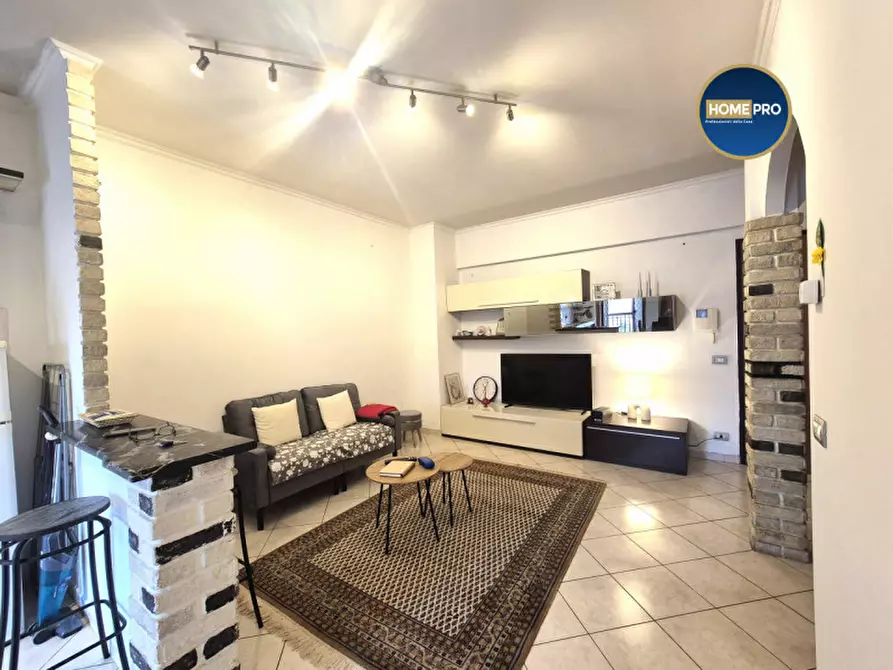 Immagine 1 di Appartamento in vendita  in Via Gaetano Lodi a Roma