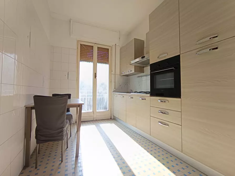 Immagine 1 di Appartamento in vendita  in Corso Tardy e Benech a Savona