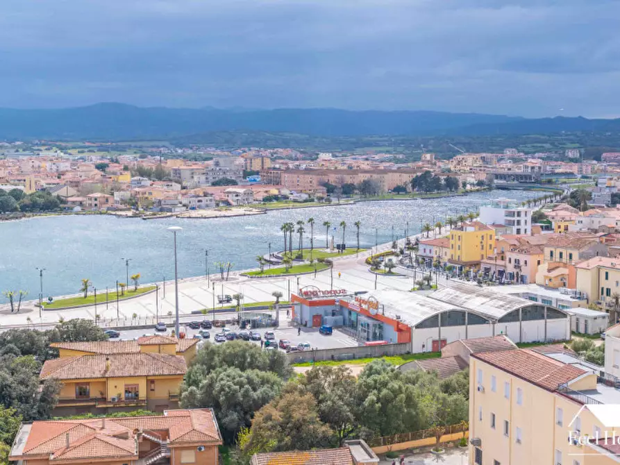 Immagine 28 di Appartamento in vendita  in VIA LEONARDO DE FILIPPI n. 39 a Olbia