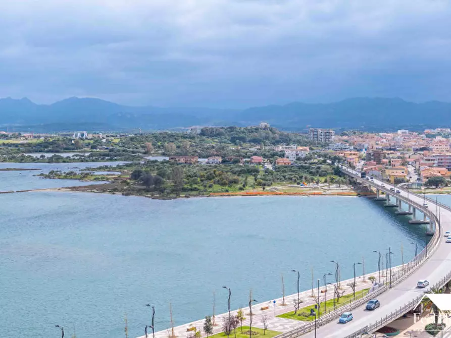 Immagine 29 di Appartamento in vendita  in VIA LEONARDO DE FILIPPI n. 39 a Olbia