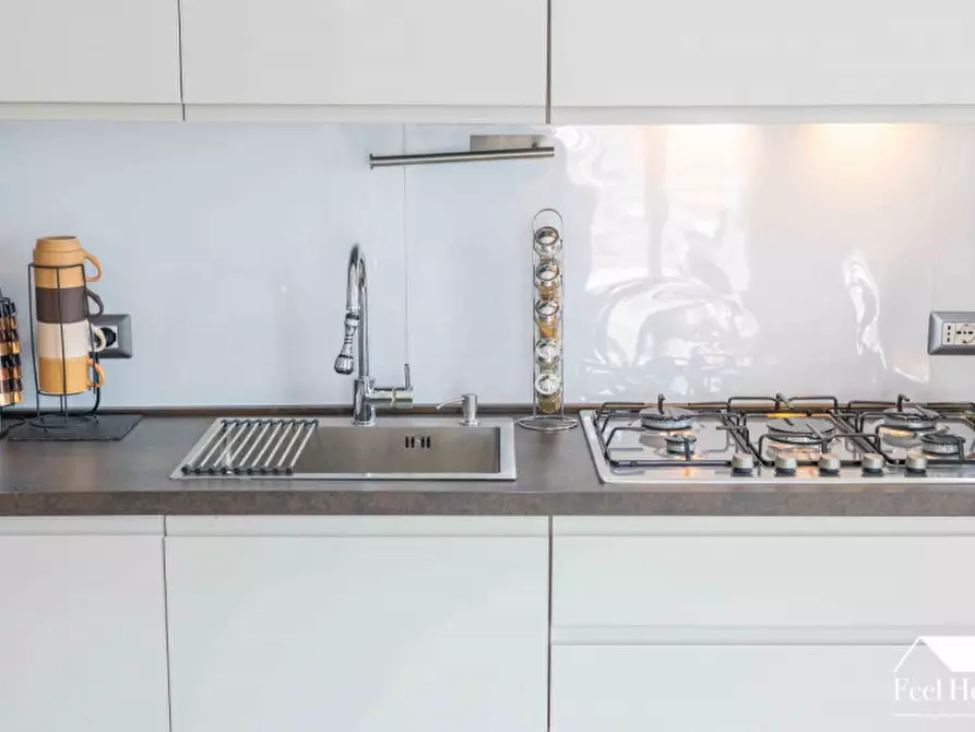 Immagine 32 di Appartamento in vendita  in VIA LEONARDO DE FILIPPI n. 39 a Olbia