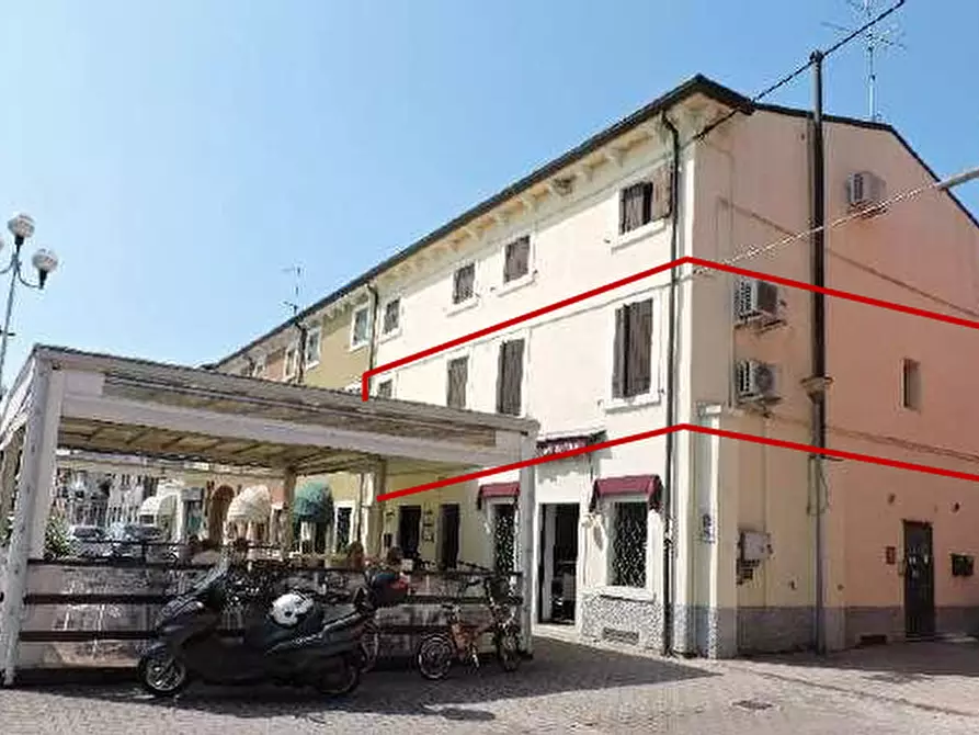 Immagine 1 di Ufficio in vendita  in Piazza Alcide De Gasperi 32 a San Giovanni Lupatoto