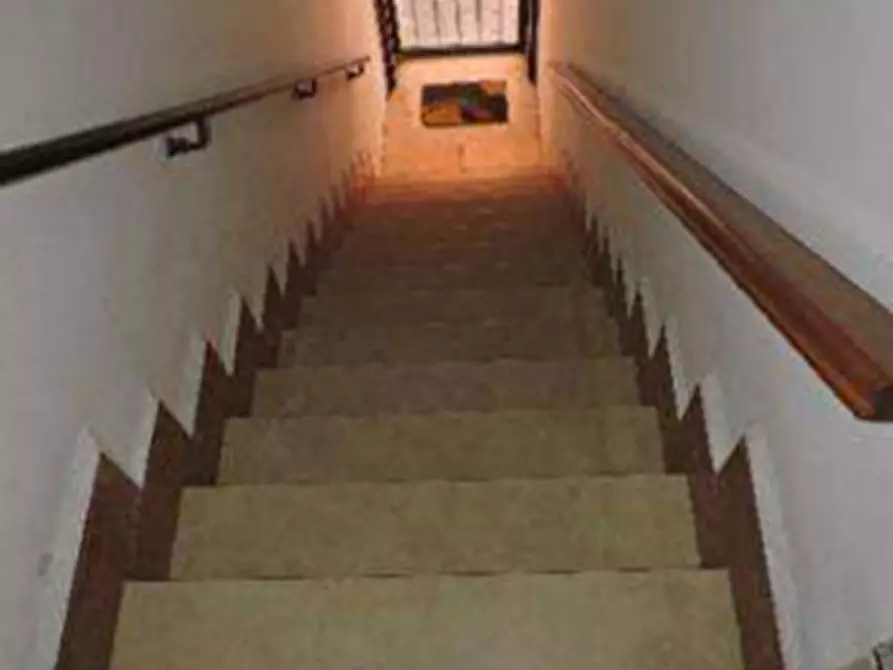 Immagine 5 di Ufficio in vendita  in Piazza Alcide De Gasperi 32 a San Giovanni Lupatoto