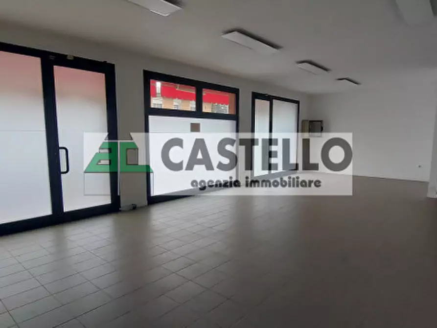 Immagine 10 di Negozio in affitto  in Via Caltana 3 a Campodarsego