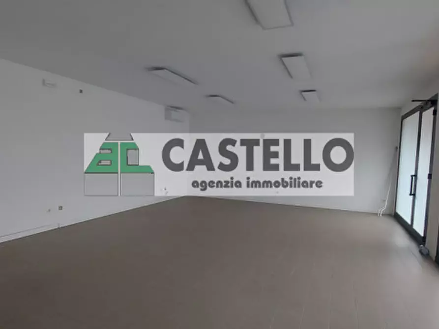 Immagine 14 di Negozio in affitto  in Via Caltana 3 a Campodarsego