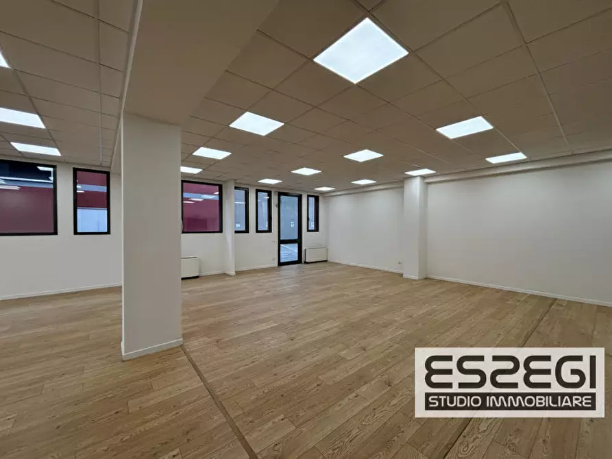 Immagine 7 di Ufficio in affitto  in Viale della navigazione interna a Padova