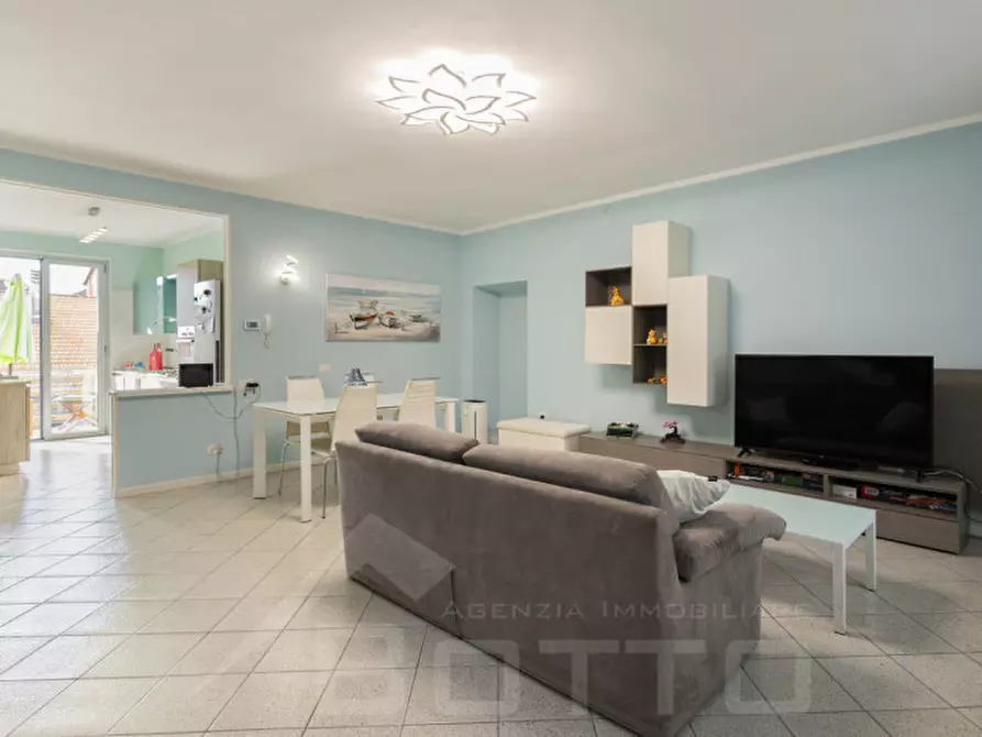 Immagine 13 di Villetta a schiera in vendita  in Via Giosuè Carducci 19 a Cureggio