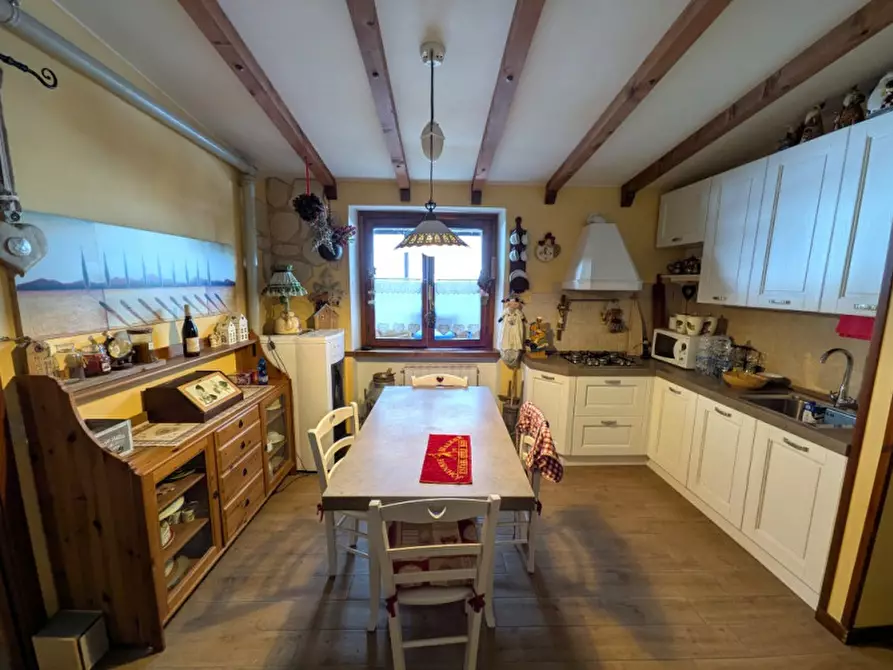 Immagine 1 di Appartamento in vendita  in malga san giorgio a Bosco Chiesanuova