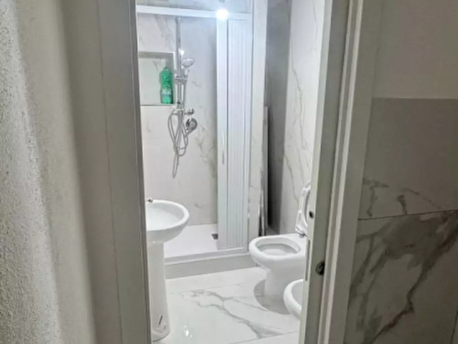 Immagine 7 di Appartamento in affitto  in S.Carlo Alle Mortelle, 3 a Napoli