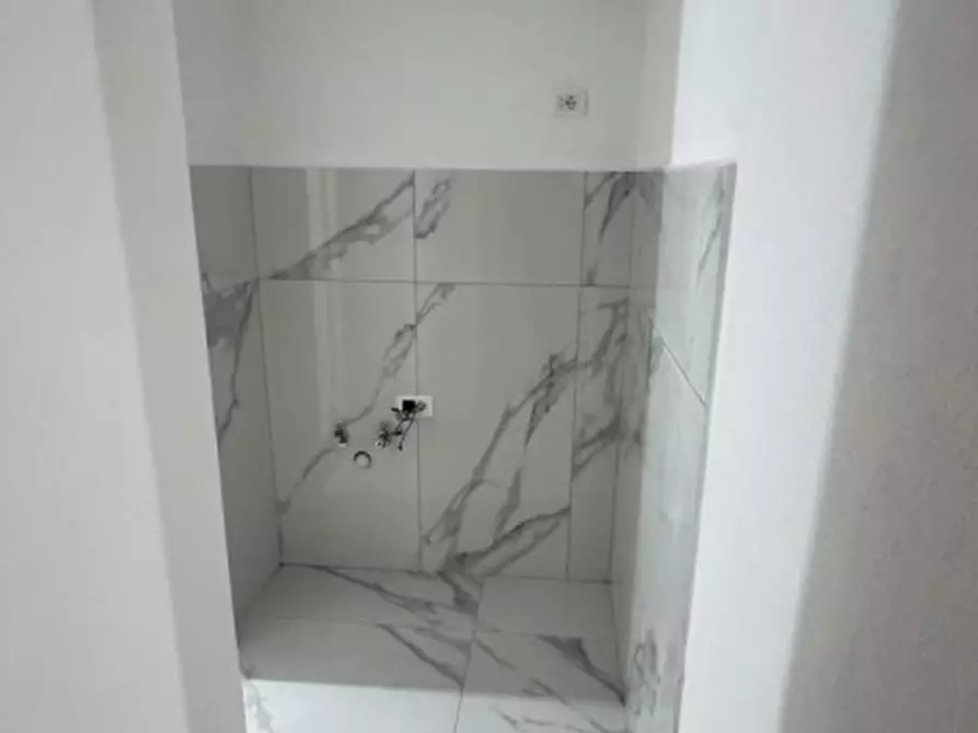 Immagine 10 di Appartamento in affitto  in S.Carlo Alle Mortelle, 3 a Napoli