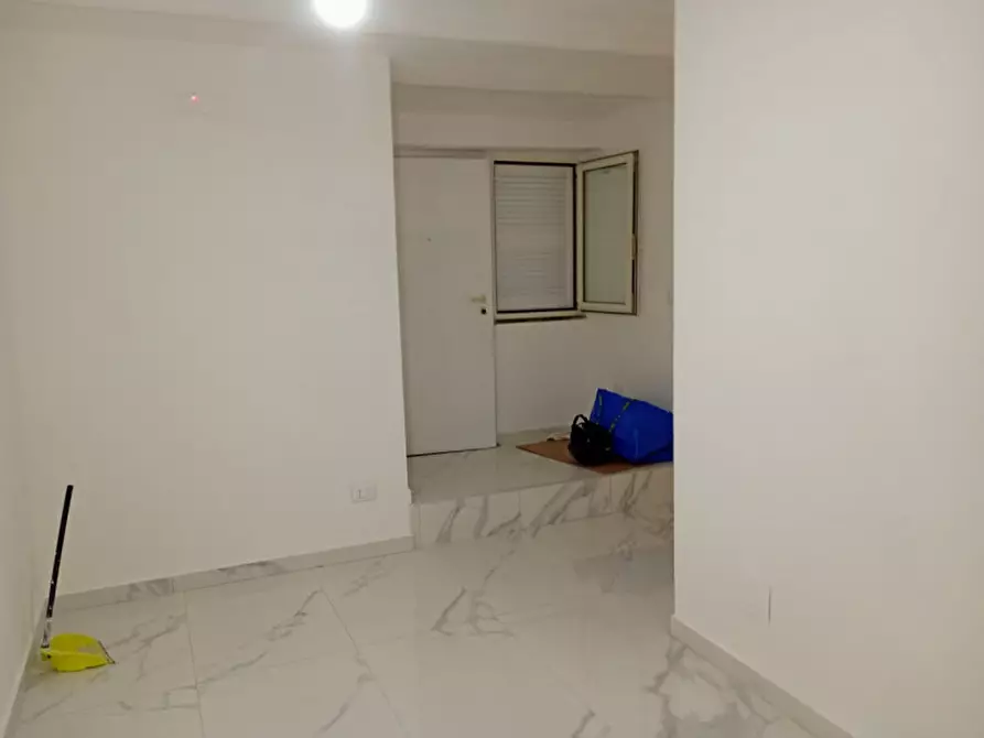 Immagine 24 di Appartamento in affitto  in S.Carlo Alle Mortelle, 3 a Napoli