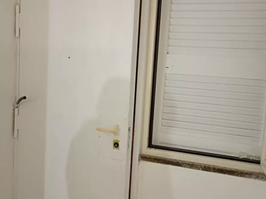 Immagine 29 di Appartamento in affitto  in S.Carlo Alle Mortelle, 3 a Napoli